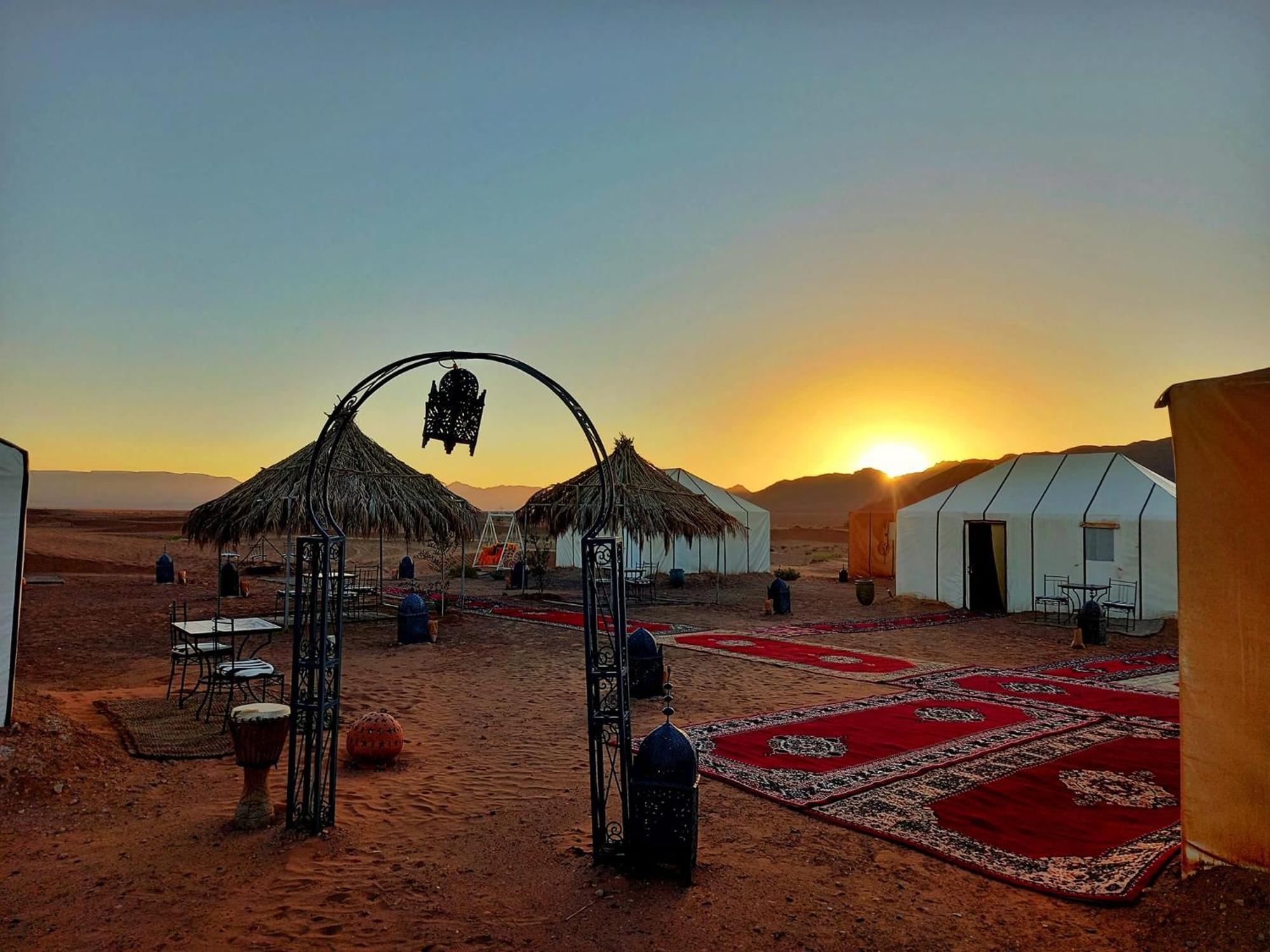 Khamlia Luxury Desert Camp 梅尔祖卡 外观 照片